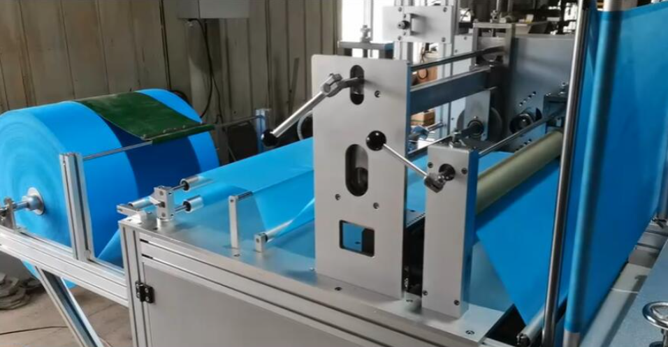 小廠閉眼沖！河南邦恩這款手術帽制造機，不用大場地也能擴產?